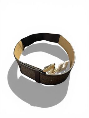 NWT  Michael, Michael, Kors, large stretch belt
Brown with gold tone belt buckle
